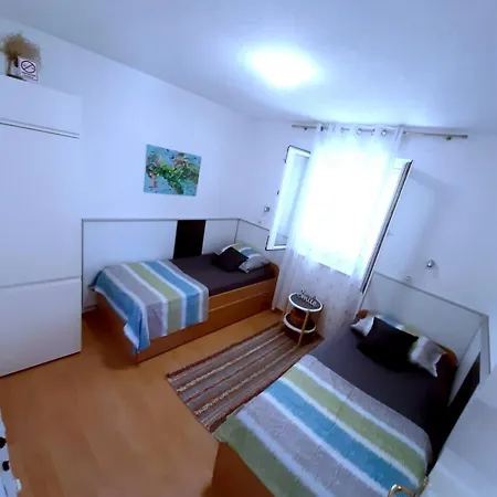 شقة Lada سوبيتار