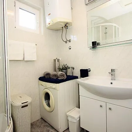 Lada Apartment *