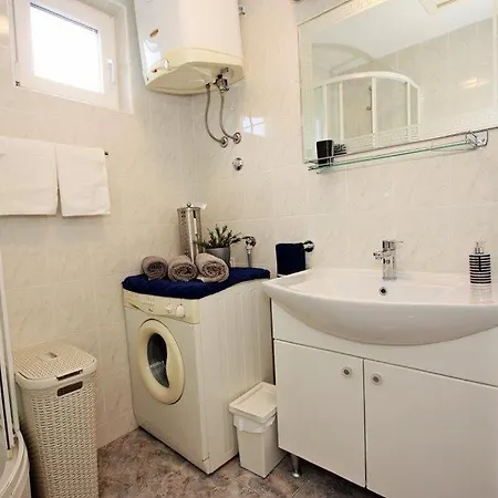 Apartment Lada